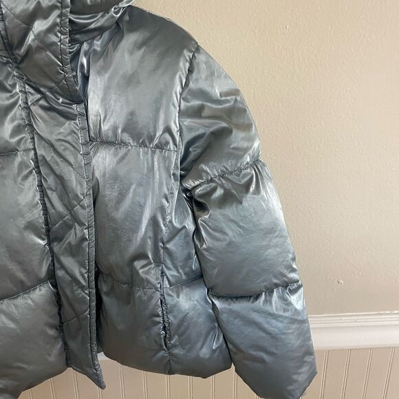 Gap Kids Girls Light Blue Metallic Shiny Puffer Coat Size Small - Picture 5 of 10